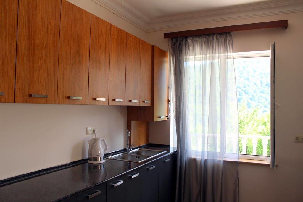 Family & Friends Guest House Dilican Dış mekan fotoğraf