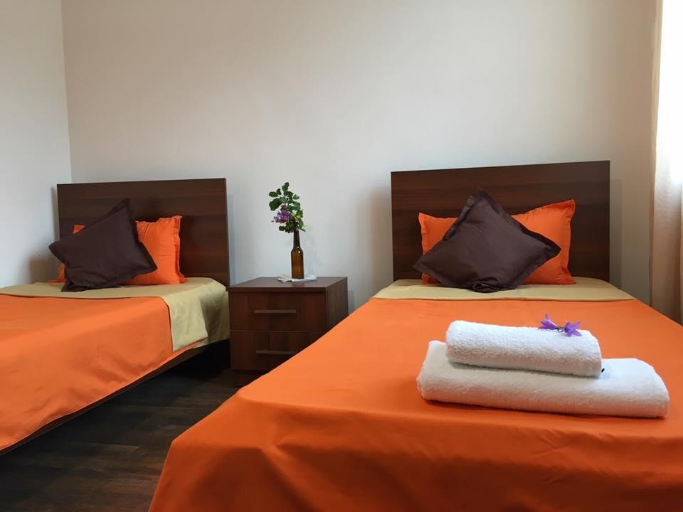 Family & Friends Guest House Dilican Dış mekan fotoğraf